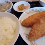 満堂紅 - 白身魚フライ定食