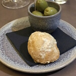 Le Bistrot at La Butte aux Bois - 