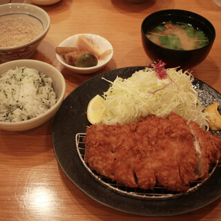 とんかつ玉藤_0