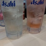 麺屋 松どり - ハイボール（ブラックニッカリッチ）と梅サワー（バイス）各400円