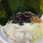麺屋 松どり - 鶏白湯塩（キクラゲ、海苔トッピング）