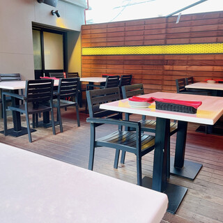 LaVASARA CAFE&GRILL_2