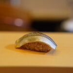 鮨駒 - 若鮎：酢〆