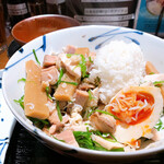 神楽 海老で鯛を釣る麺堂 - 