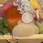 Yakitoriyaryuuhousouhonten - 鮪、サーモン、帆立、イクラ、タコ、鯛、卵焼き
