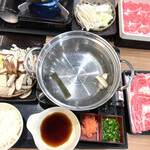 Shabushabu Sukiyaki Koshitsu Dainingu Tenkuu - 