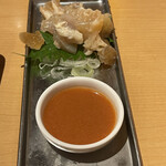 もつ焼きおとんば - 牛アキレス刺し