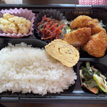 Vivo - ササミカツ、ポテサラ入りで、洋食風なりねぇ〜(*'▽'*)