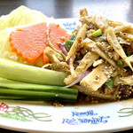 タイ国料理 ゲウチャイ - 20スパイシーバンブーサラダ。スープではないです