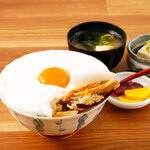 Shamo fluffy Oyako-don (Chicken and egg bowl) set