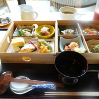 FORNI - 和朝食