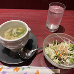 Hu Long - サラダとスープ