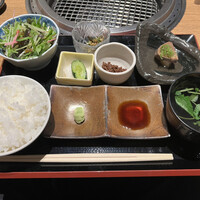 柳橋焼にく わにく - 