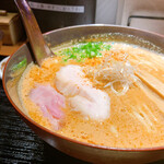 神楽 海老で鯛を釣る麺堂 - 