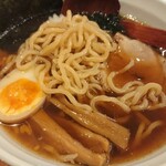 Mengoya Rappe - 麺はこんな感じ。やはりこの麺が肝だな