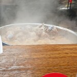 末広家 - 目の前でグツグツと沸き立つプースー