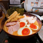 神楽 海老で鯛を釣る麺堂 - 