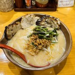 Memba Tado Koro Shouten - 信州味噌
                        味噌漬け炙りチャーシュー麺