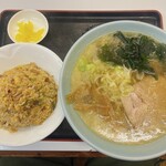 ラーメン ばんり - ニンニク中華　Aセット