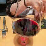 ステーキハウス キッチンリボン - サービスの赤。