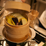 Garnish with steamed Kamakura vegetables