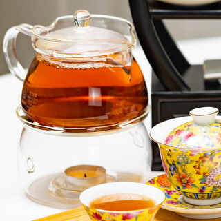 為您提供使用嚴格挑選的高級茶葉制作的“中國茶”