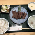 牛たんけやき - 熟成牛たん三枚六切り定食  2,090円