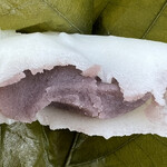 羊羹屋本舗 - 柏もち　の中身