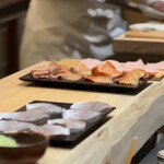 すし宮川 - 切付けが終わり出番を待つネタ