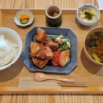 Yaoya Ginsou - 銀草定食、だし唐揚げに変更