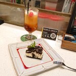 MARUNOUCHI BASE - オリジナルオレオチーズケーキ+ティーソーダフロート