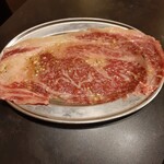 焼肉・ホルモン酒場 肉乃山 - 