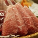 出羽鮨 - ミナミマグロ。