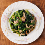 Stir-fried spinach