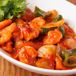 Stir-fried shrimp with spicy chili