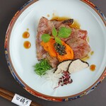 神戸ハンター坂 肉料理 鉄板 祷り - 神戸ビーフサーロインのたたき