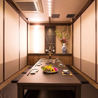 ``Hakata Robata Nogaumi'' Enjoy a meal in an elegant private room based on Japanese style.