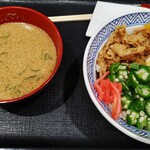 そば処吉野家 - 牛麦とろ丼と冷や汁