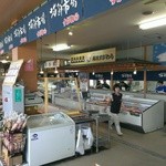 菅原鮮魚 さかた海鮮市場本舗 - 店内の様子