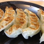 らーめんまるはち - 手作り餃子