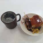 四日市ヒモノ食堂 - 珈琲とおでん。ごはんは無しに