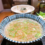 神楽 海老で鯛を釣る麺堂 - 