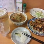 ホッピー・モツ煮・焼き鳥