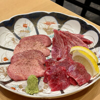 神戸焼肉 金虎 - 