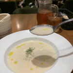 Les Jardin des dodine - 新玉ねぎのポタージュ