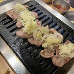 Oosaka Yakiniku Horumon Futago - 