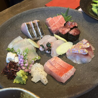 和酒和食 恵比寿 黒帯 - お造り。キンメもハタもはいっている、上質なお刺身