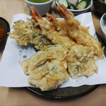 Imoya - えび定食 1,000円、はも(2匹) 300円、おしんこ 100円 ♪