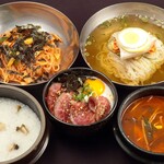 新羅会館家族亭本家 - 