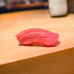 鮨 尚充 - 中とろ